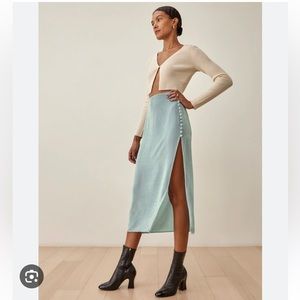 Reformation Velvet Skirt Light Blue/ Turquoise sexy slit and buttons